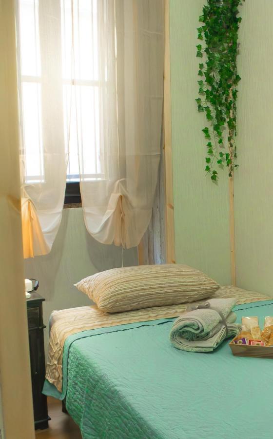 Don Pes Travel Rooms Sassari Luaran gambar