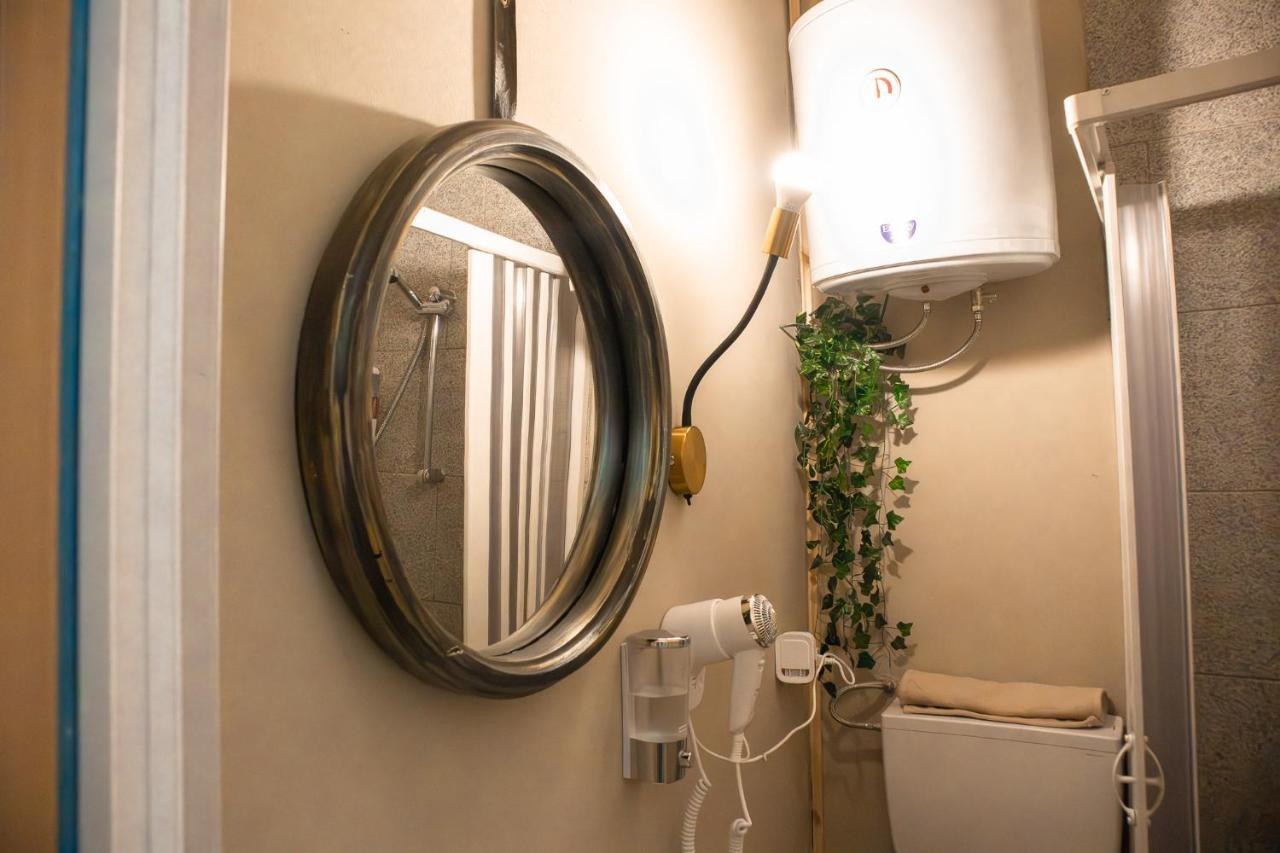 Don Pes Travel Rooms Sassari Luaran gambar