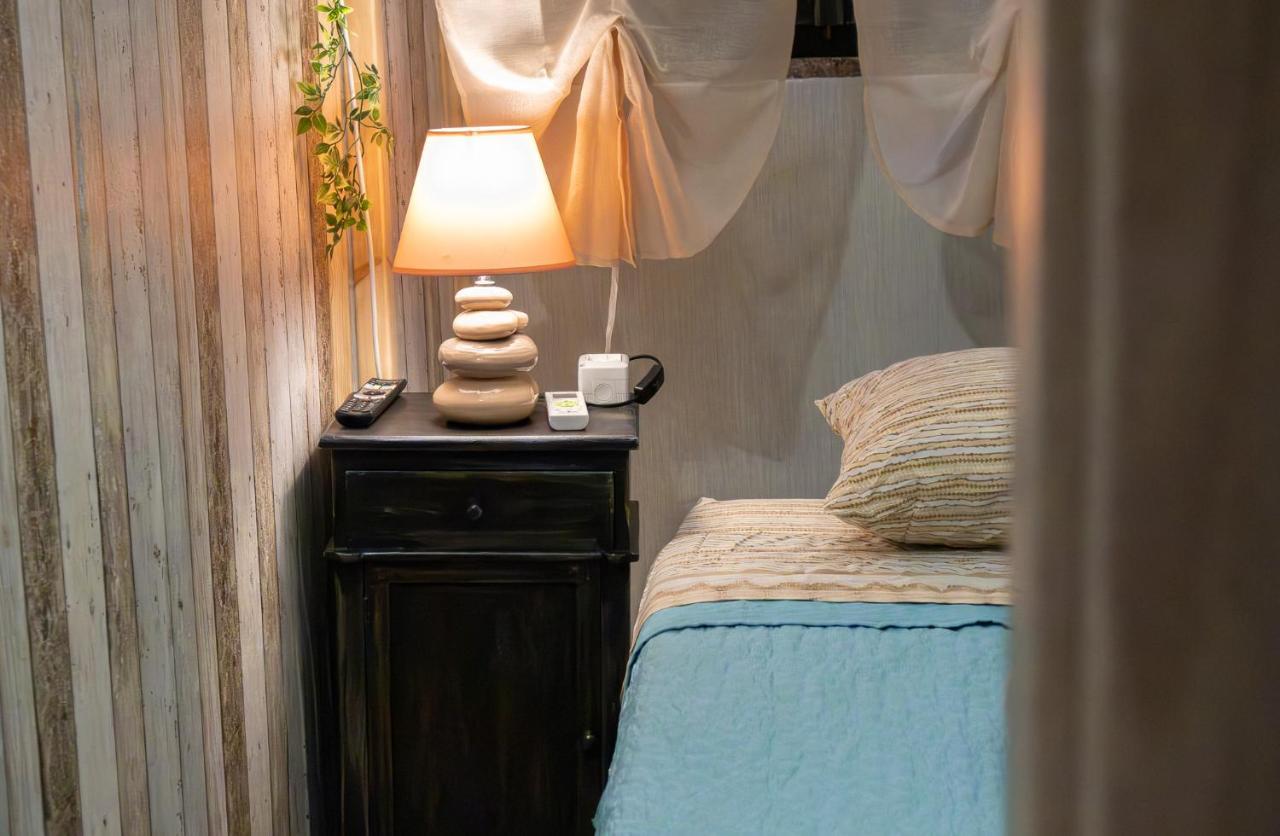 Don Pes Travel Rooms Sassari Luaran gambar